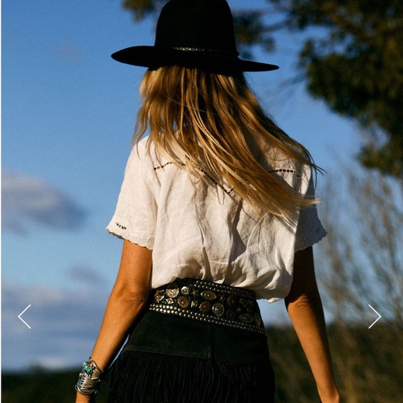 Chasing Unicorns✨ Not Alone Anymore Linen Cutwork Blouse sz M - Picture 5 of 17